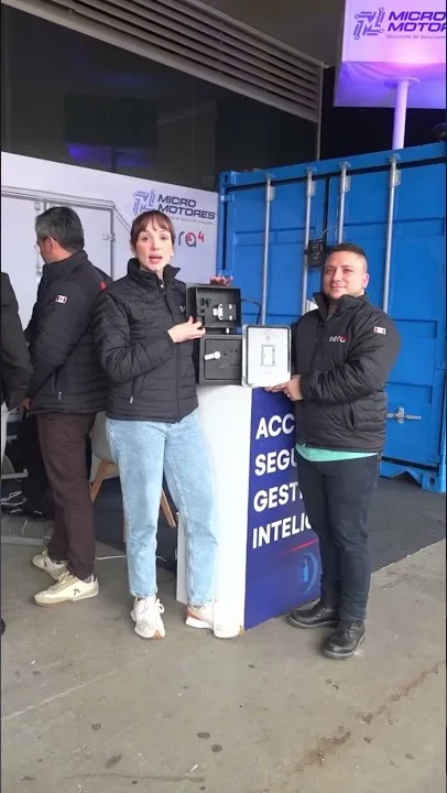 Cerradura para caja fuerte operada con llave digital