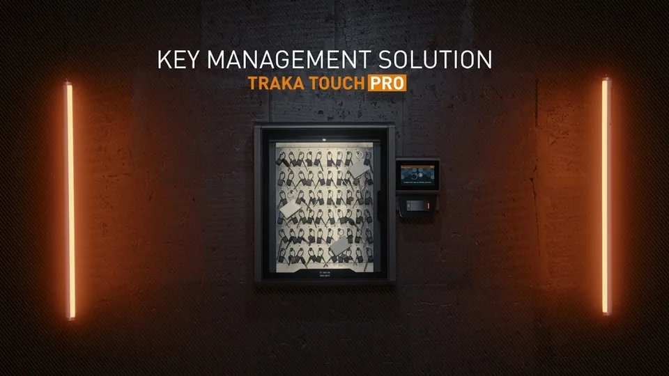 Gabinete Traka Touch Pro montado en pared